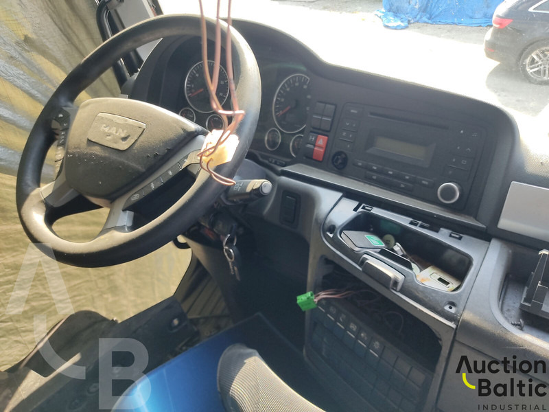 MAN TGX18.480 - Tractor unit: picture 4 MAN TGX18.480 - Tractor unit: picture 4