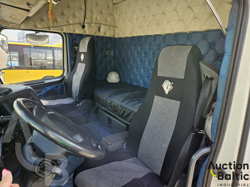 Volvo FH440 - Tractor unit: picture 5 Volvo FH440 - Tractor unit: picture 5