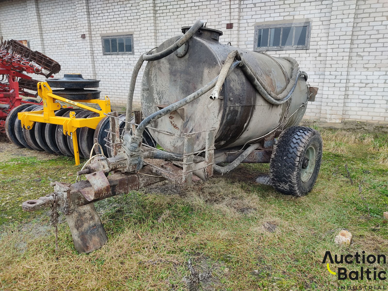 Trailer - tank - Tipper trailer: picture 1 Trailer - tank - Tipper trailer: picture 1