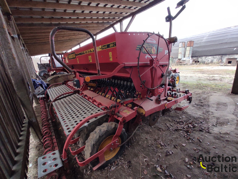 Vaderstad Rapid400C - Sowing equipment: picture 4 Vaderstad Rapid400C - Sowing equipment: picture 4