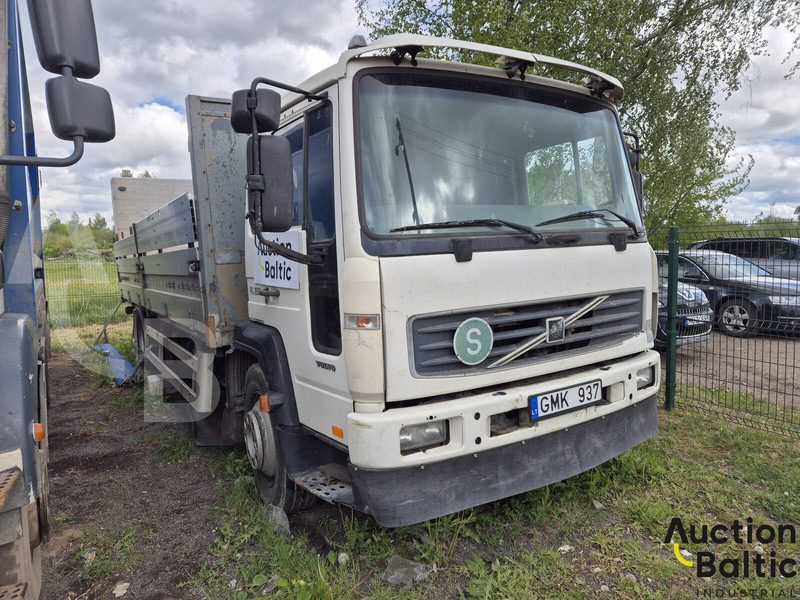 Volvo FL6 - Dropside/ Flatbed truck: picture 2 Volvo FL6 - Dropside/ Flatbed truck: picture 2