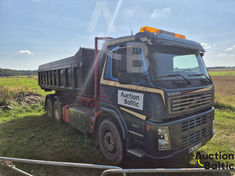 Volvo FM12 - Tipper: picture 2 Volvo FM12 - Tipper: picture 2