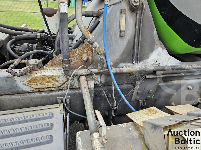 Concrete mixer truck Volvo FM9: picture 14 Concrete mixer truck Volvo FM9: picture 14