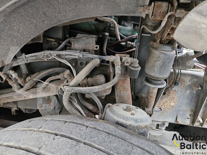 Concrete mixer truck Volvo FM9: picture 15 Concrete mixer truck Volvo FM9: picture 15