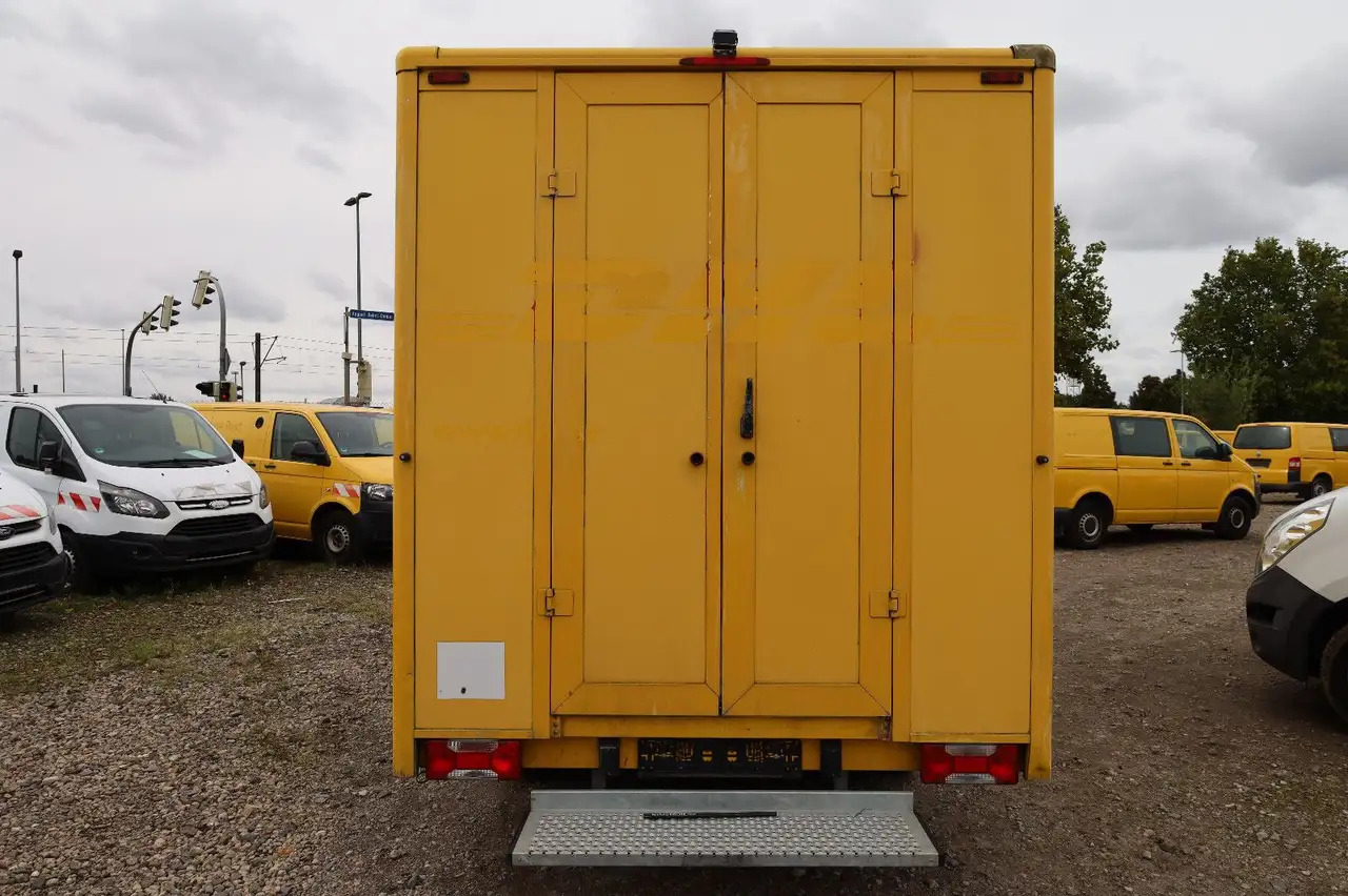 Iveco Daily/ EU5/ 1. Hand/ Postfahrtzeug/KURZ - Car: picture 5 Iveco Daily/ EU5/ 1. Hand/ Postfahrtzeug/KURZ - Car: picture 5