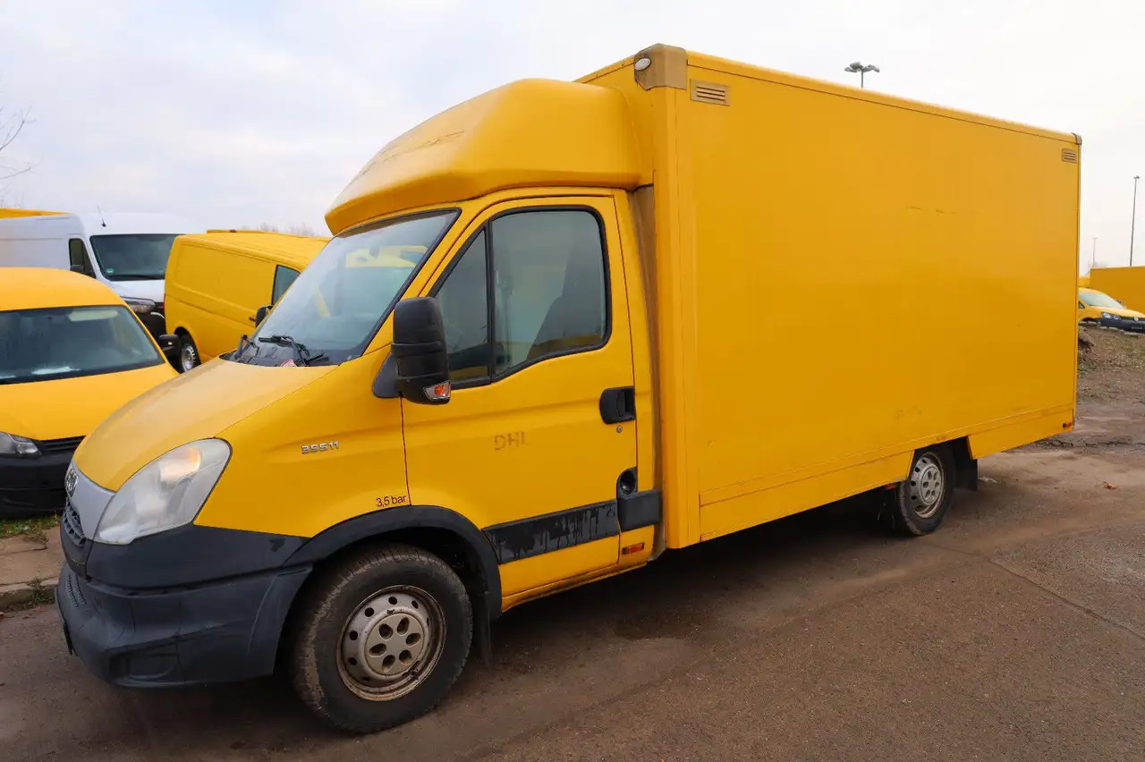 Iveco Daily/ Regalsystem/Luftfeder/1. Hand - Box van: picture 1 Iveco Daily/ Regalsystem/Luftfeder/1. Hand - Box van: picture 1