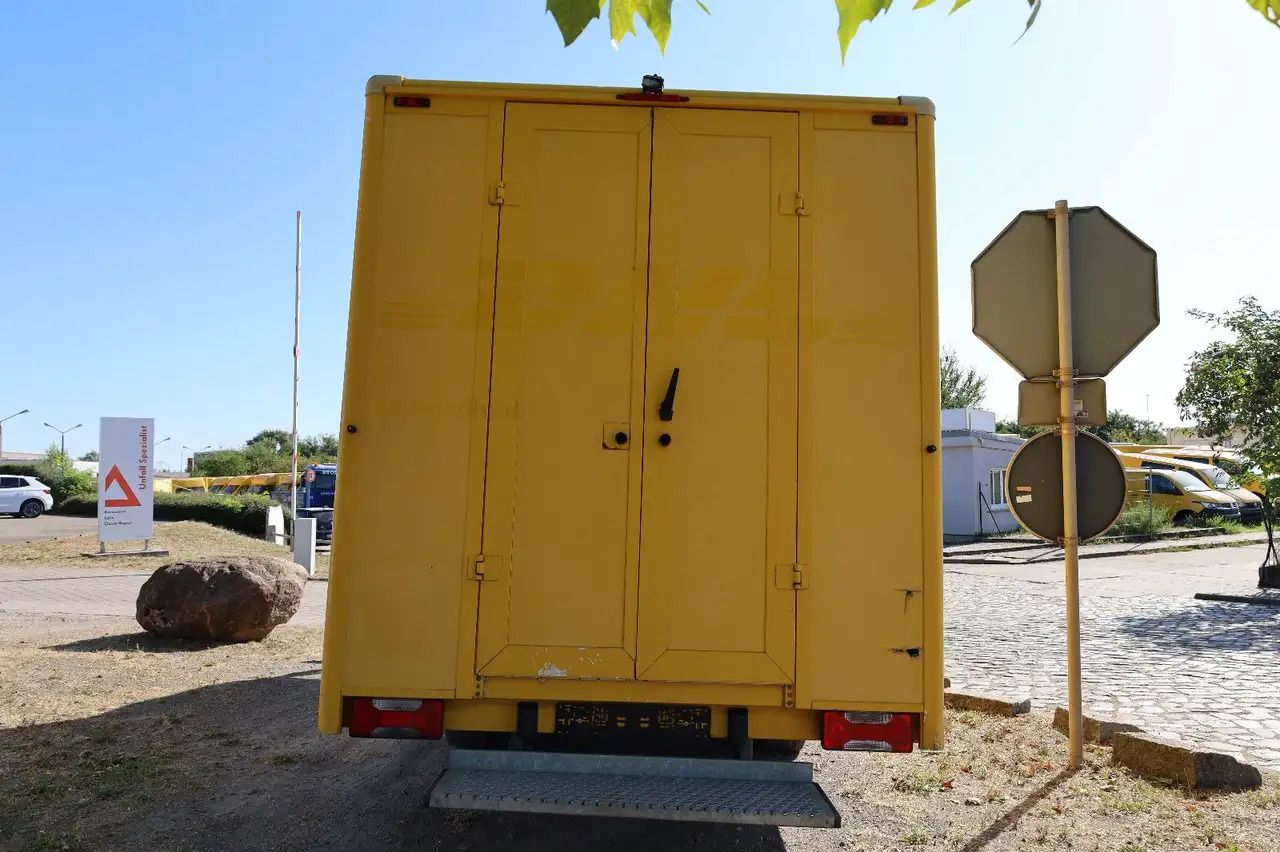 Iveco IS35SI2AA Daily/ Regalsystem/Luftfeder/1. Hand/ - Box van: picture 5 Iveco IS35SI2AA Daily/ Regalsystem/Luftfeder/1. Hand/ - Box van: picture 5