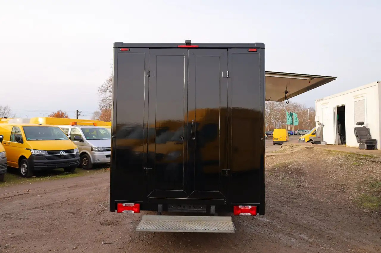 Iveco IS35SI2AA/ FOODTRUCK/Daily/EU5/1. Hand - Vending truck: picture 5 Iveco IS35SI2AA/ FOODTRUCK/Daily/EU5/1. Hand - Vending truck: picture 5