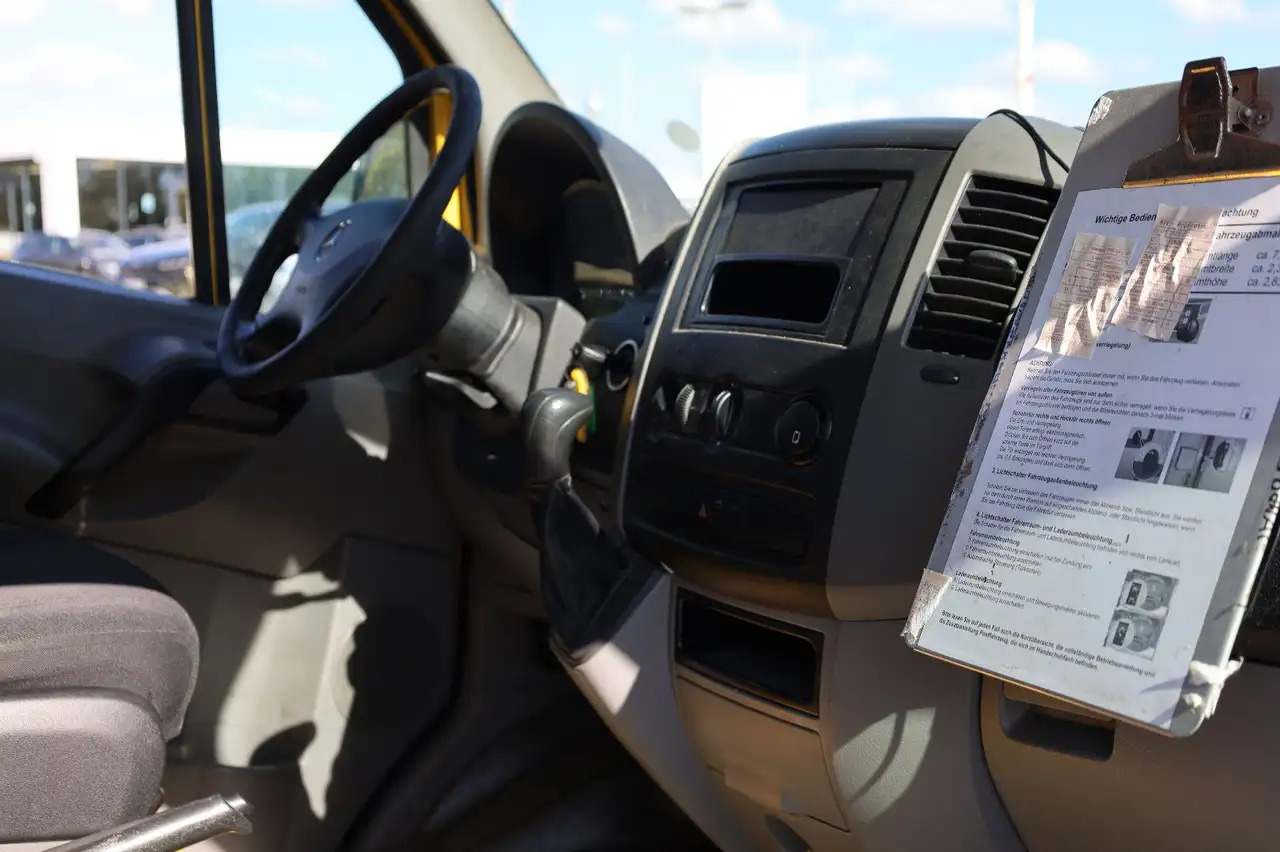 Box van Mercedes-Benz Sprinter/Koffer/Regalsystem/ EU5/ 1. Hand: picture 15 Box van Mercedes-Benz Sprinter/Koffer/Regalsystem/ EU5/ 1. Hand: picture 15