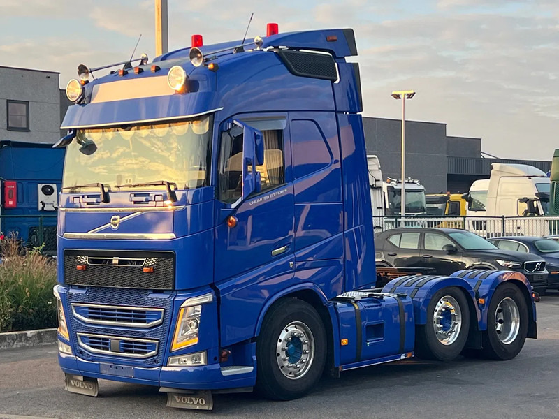 Volvo FH 500 6x2 Lift AXLE/Steering**FH500 Turbo compound* - Tractor unit: picture 3 Volvo FH 500 6x2 Lift AXLE/Steering**FH500 Turbo compound* - Tractor unit: picture 3