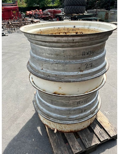 New Holland velgen 12 x 34 - Rim: picture 2 New Holland velgen 12 x 34 - Rim: picture 2