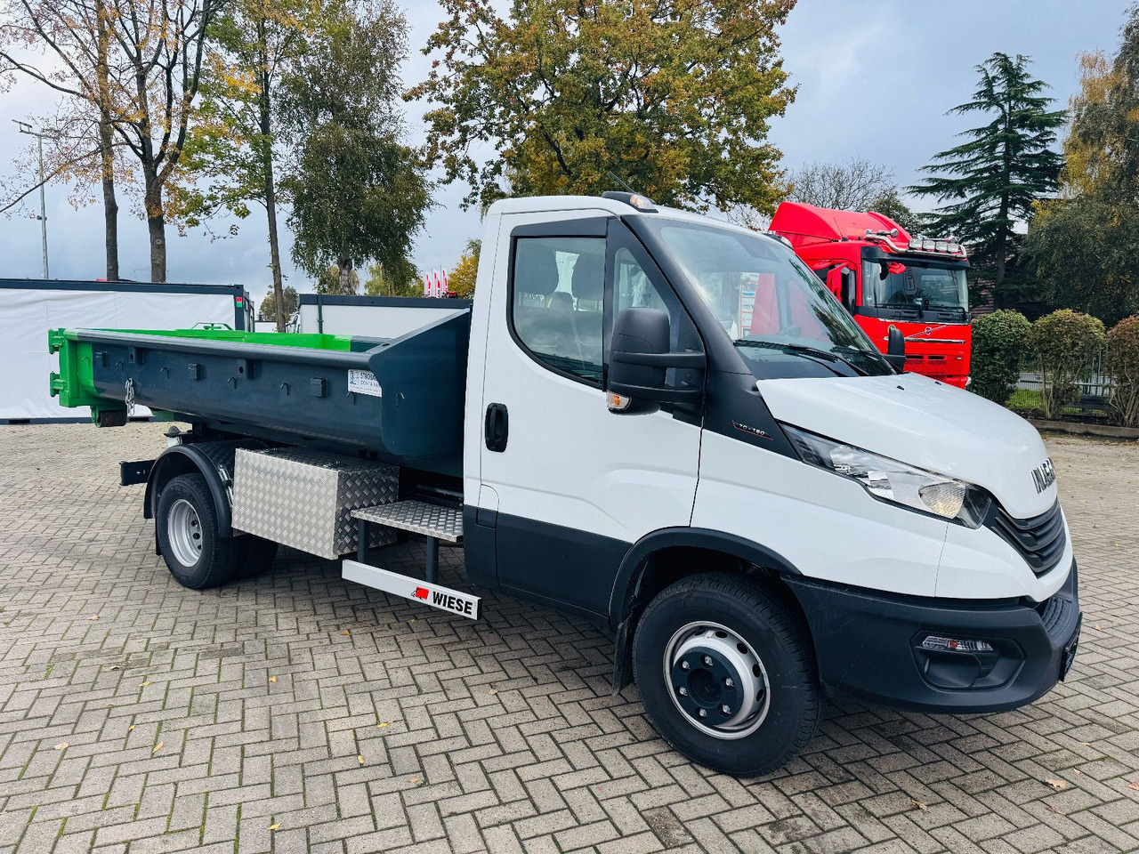 Iveco Daily 70C18H Hyva Abrollkipper - Hook lift truck: picture 4 Iveco Daily 70C18H Hyva Abrollkipper - Hook lift truck: picture 4