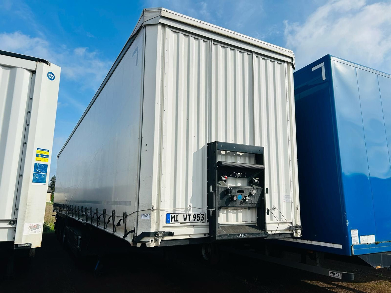 Kässbohrer Schiebeplanen Auflieger - Curtainsider semi-trailer: picture 3 Kässbohrer Schiebeplanen Auflieger - Curtainsider semi-trailer: picture 3