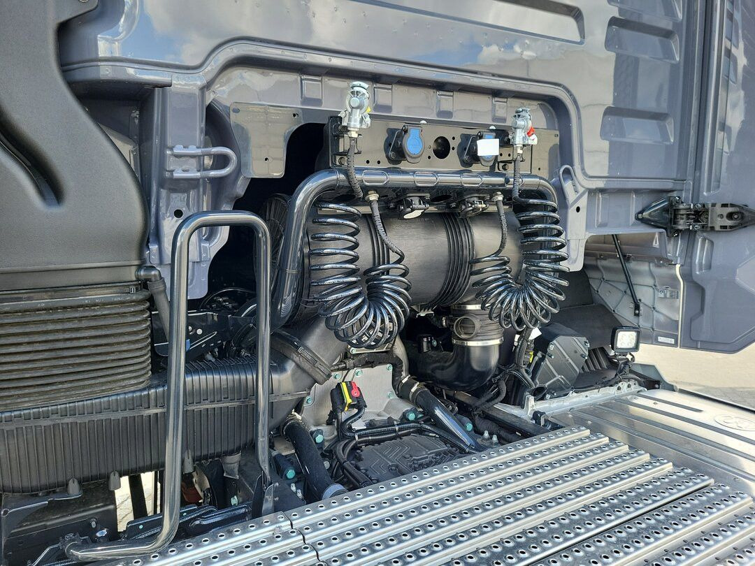 Tractor unit MAN TGX 18.520 GX 4x2 BL SA  Euro 6 Sofort Verfügbar: picture 17