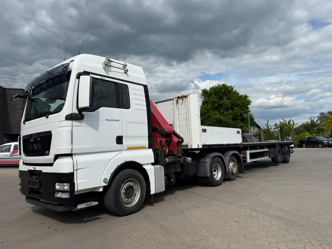 MAN TGX 26.440 6x2 mit HMF 3000-5 Kran - Tractor unit: picture 2 MAN TGX 26.440 6x2 mit HMF 3000-5 Kran - Tractor unit: picture 2