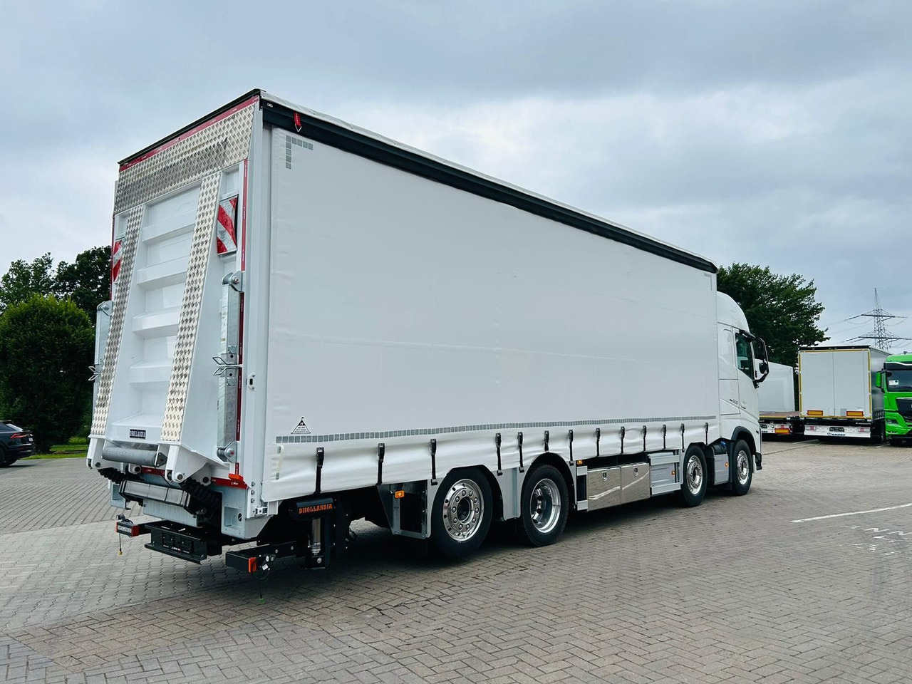 Leasing of  Volvo FH 500 8x2 Arbeitsbühnen Transporter LBW 9t Volvo FH 500 8x2 Arbeitsbühnen Transporter LBW 9t: picture 6