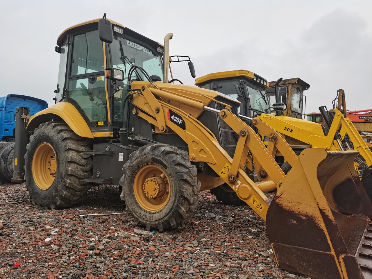CATERPILLAR 420F - Backhoe loader: picture 4 CATERPILLAR 420F - Backhoe loader: picture 4