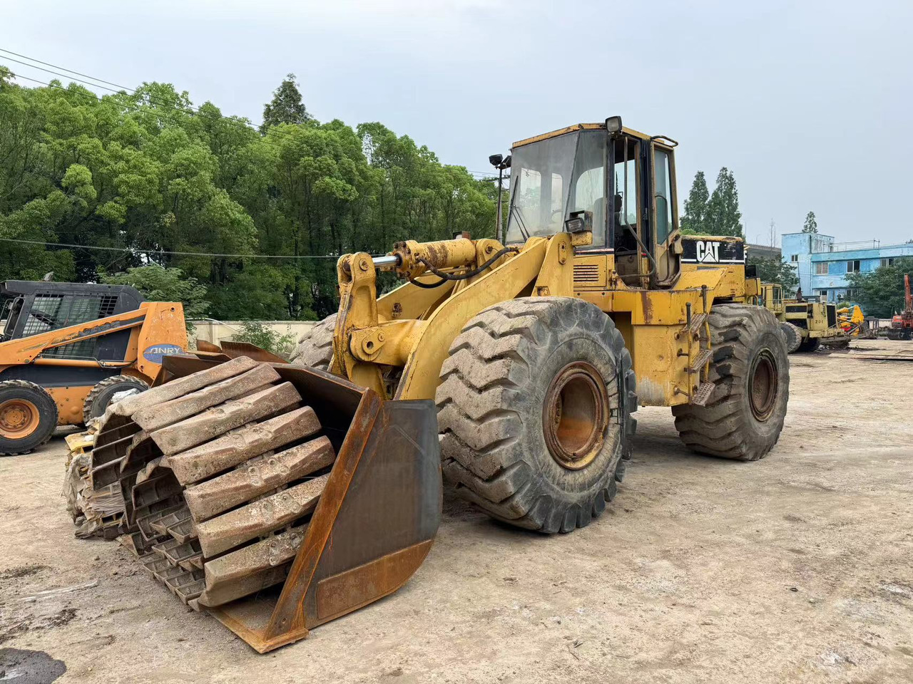 CATERPILLAR 966F - Wheel loader: picture 2 CATERPILLAR 966F - Wheel loader: picture 2