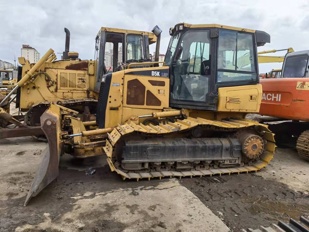 CATERPILLAR D5K - Bulldozer: picture 1 CATERPILLAR D5K - Bulldozer: picture 1