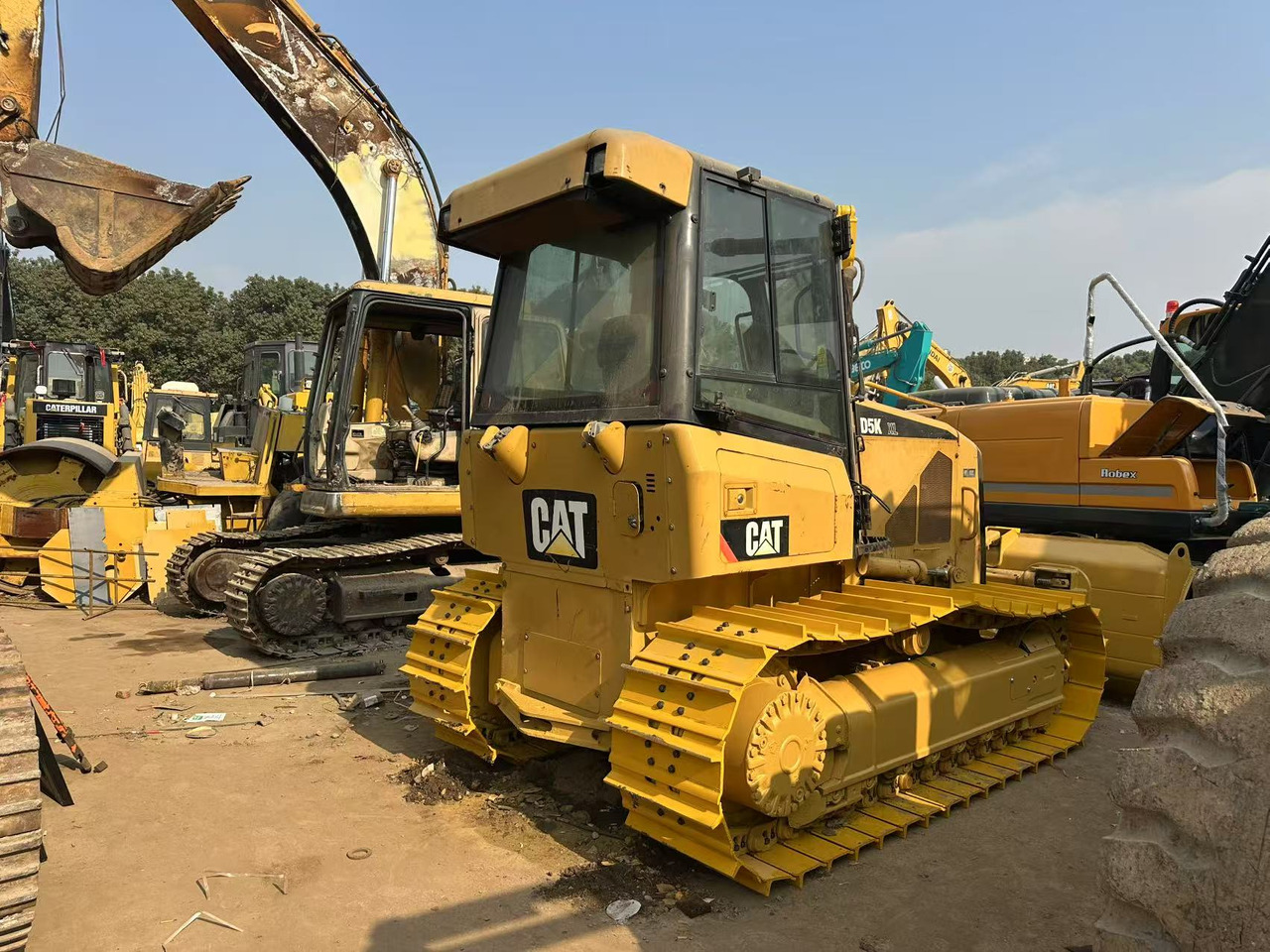 CATERPILLAR D5K - Bulldozer: picture 2 CATERPILLAR D5K - Bulldozer: picture 2
