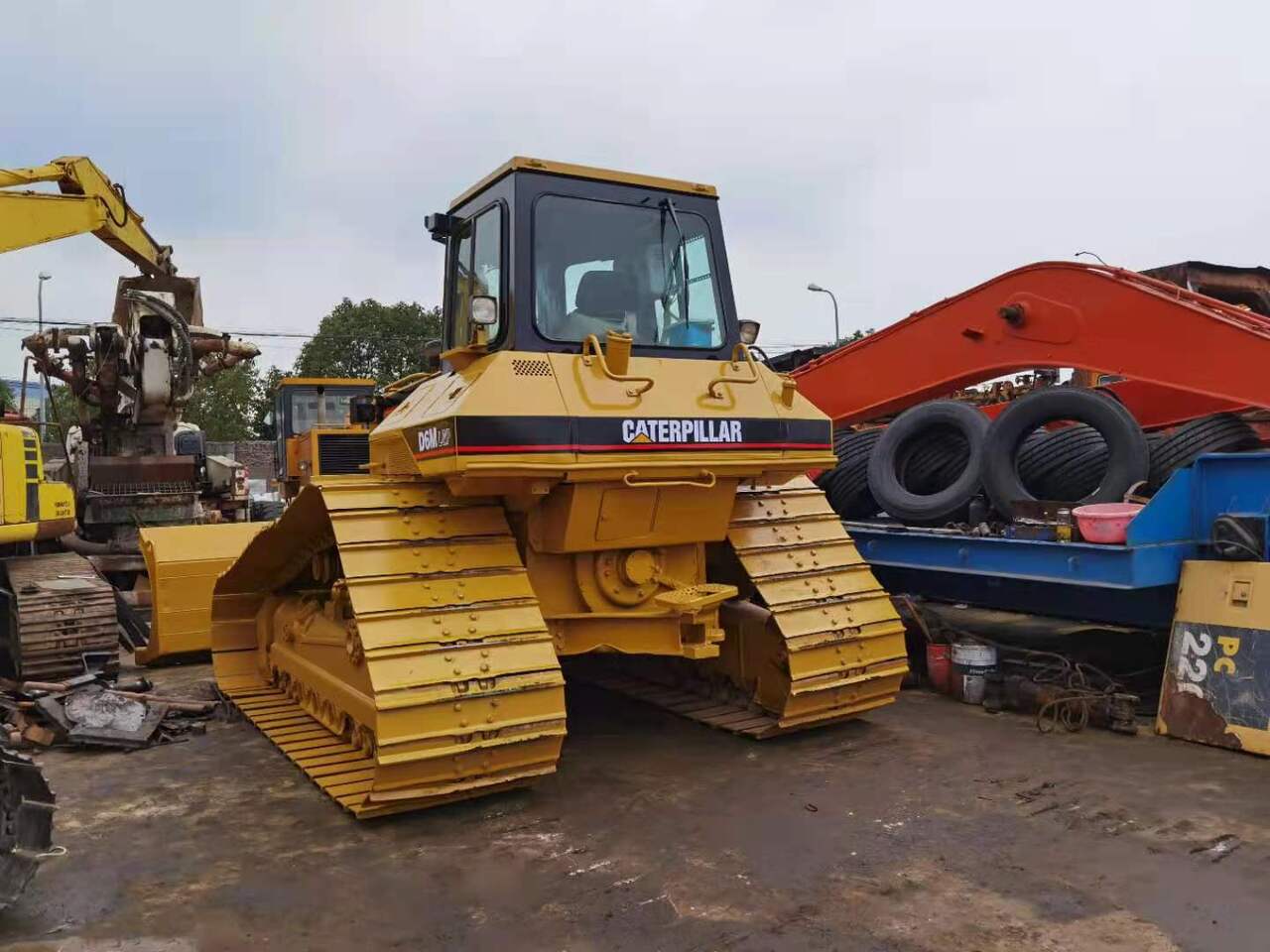 CATERPILLAR D6M - Bulldozer: picture 4 CATERPILLAR D6M - Bulldozer: picture 4