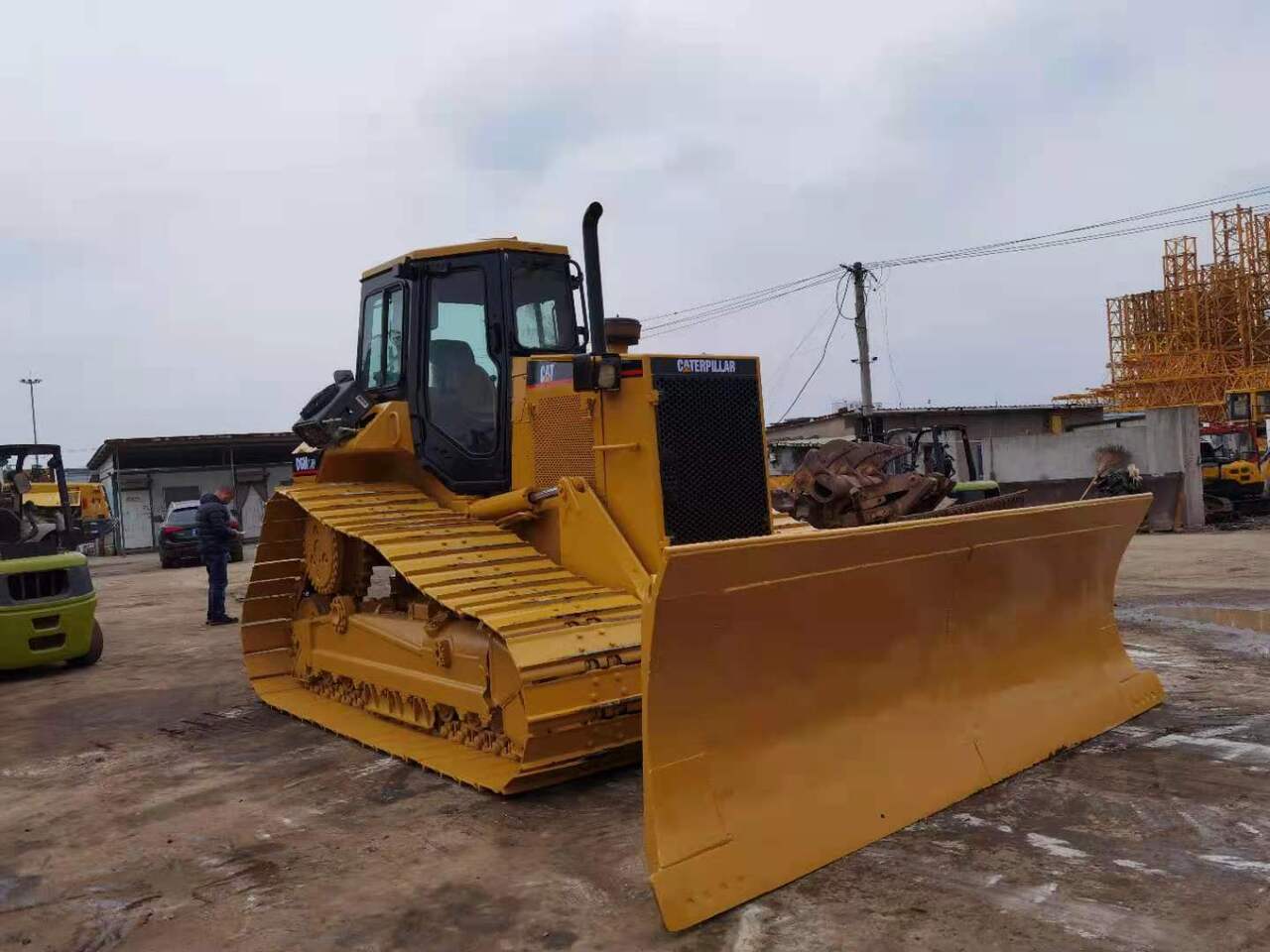 CATERPILLAR D6M - Bulldozer: picture 2 CATERPILLAR D6M - Bulldozer: picture 2