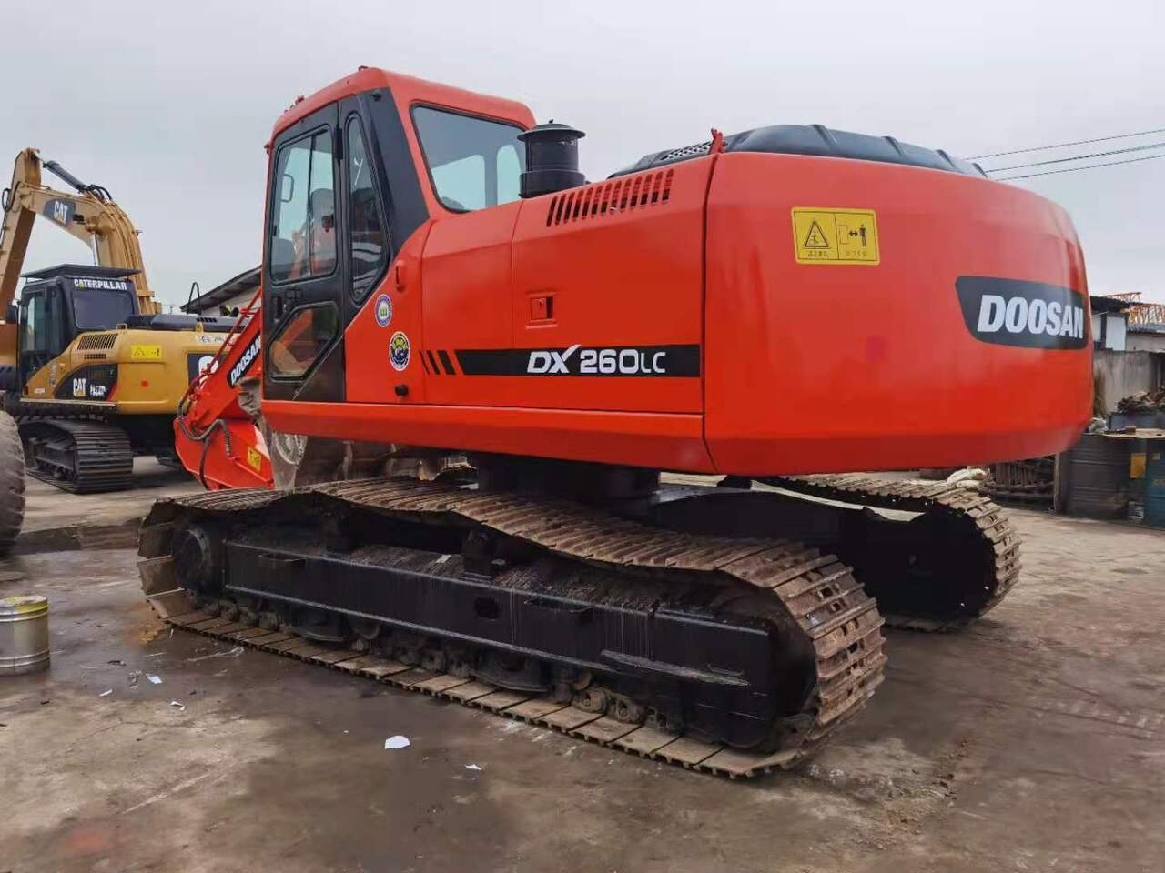 DOOSAN DX260 - Crawler excavator: picture 1 DOOSAN DX260 - Crawler excavator: picture 1