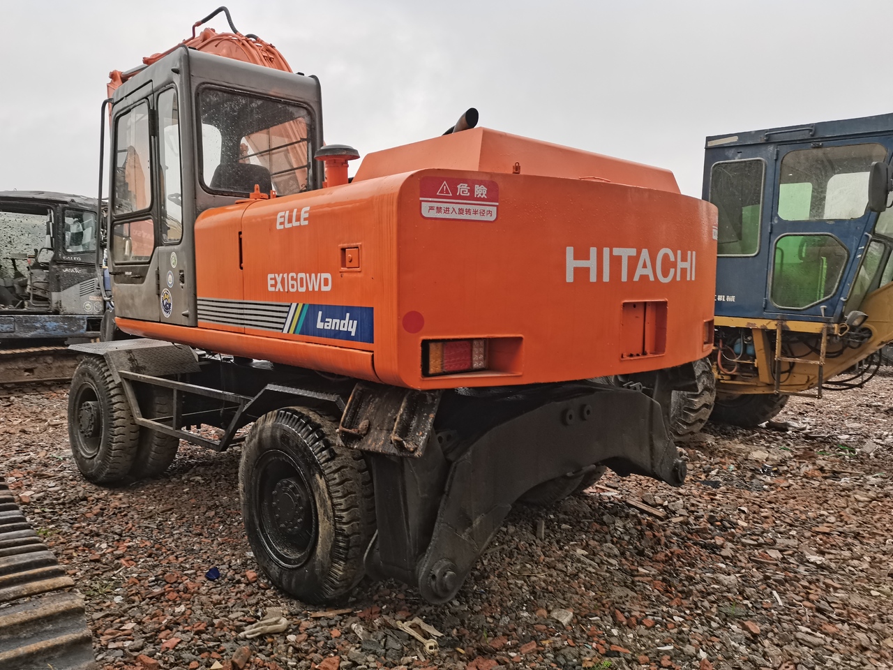 HITACHI EX160WD - Wheel excavator: picture 2 HITACHI EX160WD - Wheel excavator: picture 2