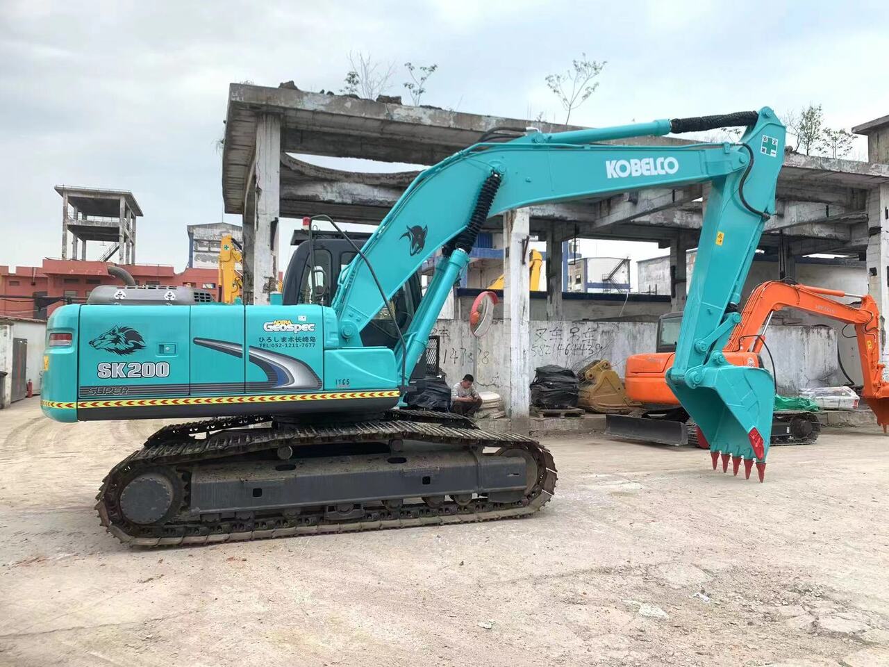 KOBELCO SK200-8-excavator - Crawler excavator: picture 1 KOBELCO SK200-8-excavator - Crawler excavator: picture 1