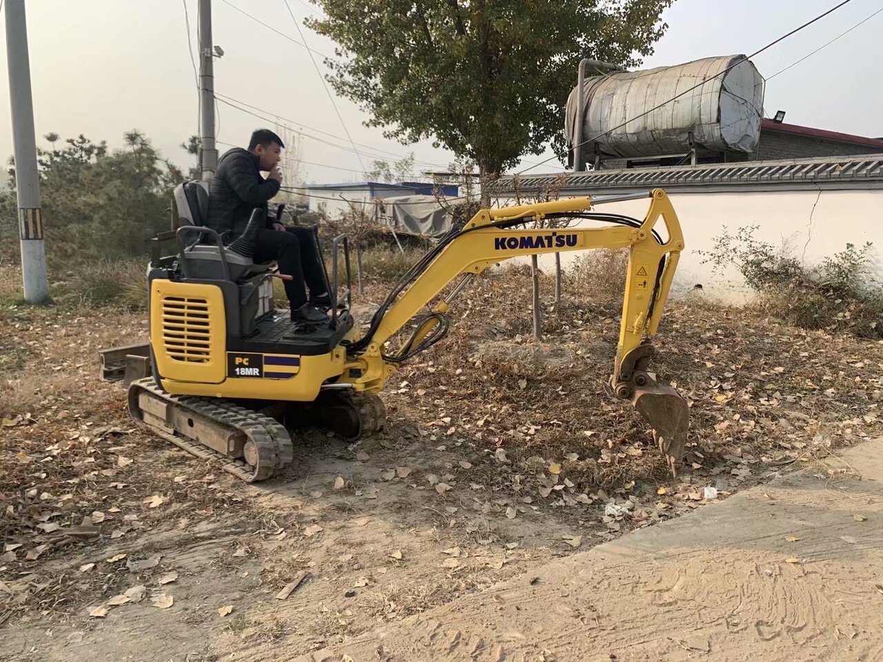 KOMATSU PC18MR - Crawler excavator: picture 2 KOMATSU PC18MR - Crawler excavator: picture 2