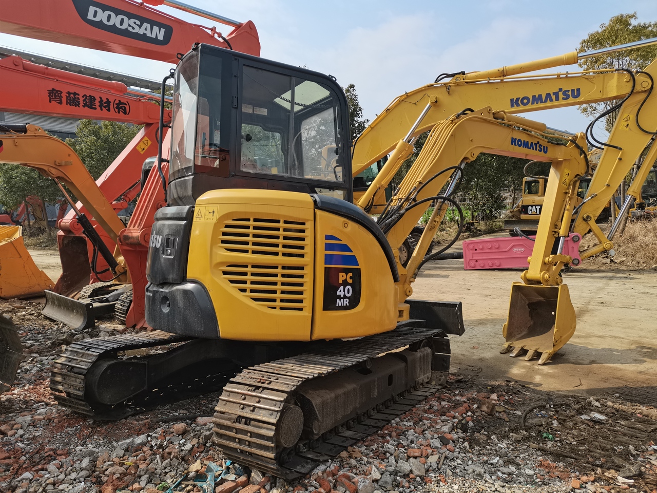 KOMATSU PC40MR - Mini excavator: picture 3 KOMATSU PC40MR - Mini excavator: picture 3
