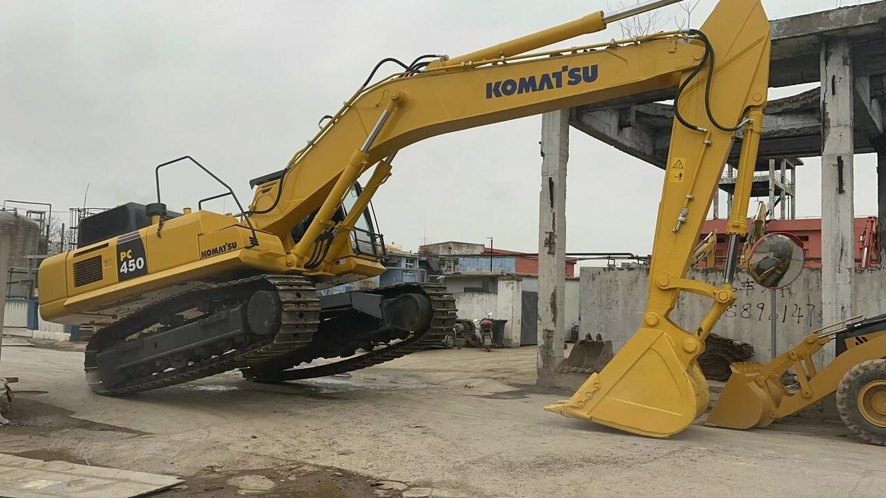 KOMATSU PC450-8 - Crawler excavator: picture 2 KOMATSU PC450-8 - Crawler excavator: picture 2