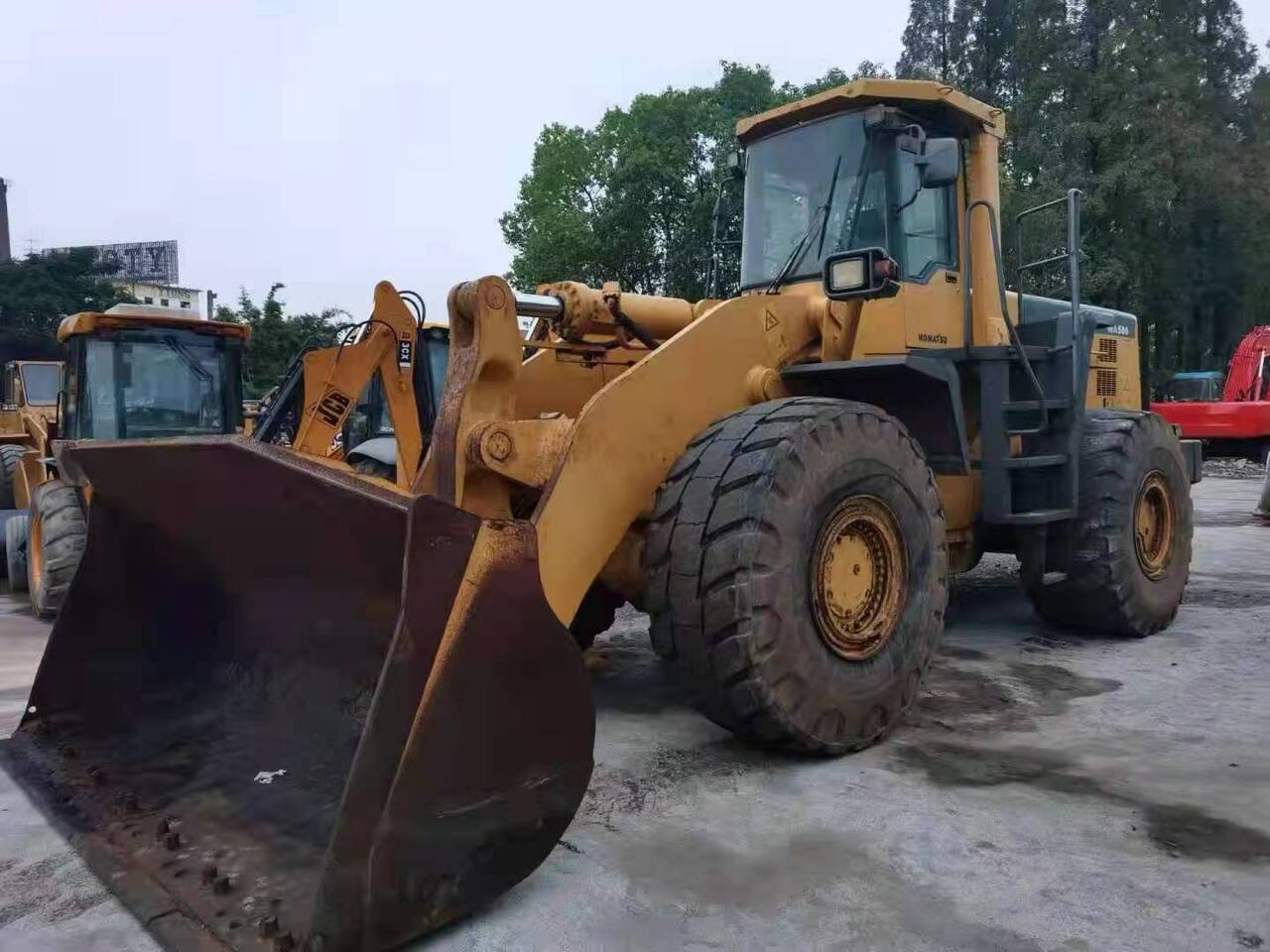 KOMATSU WA500-3 - Wheel loader: picture 1 KOMATSU WA500-3 - Wheel loader: picture 1