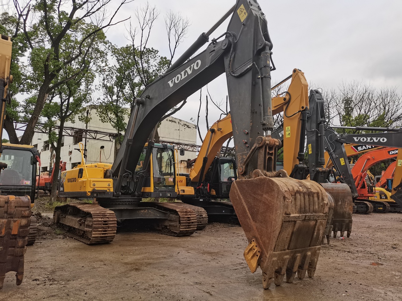 VOLVO EC290BLC - Crawler excavator: picture 3 VOLVO EC290BLC - Crawler excavator: picture 3
