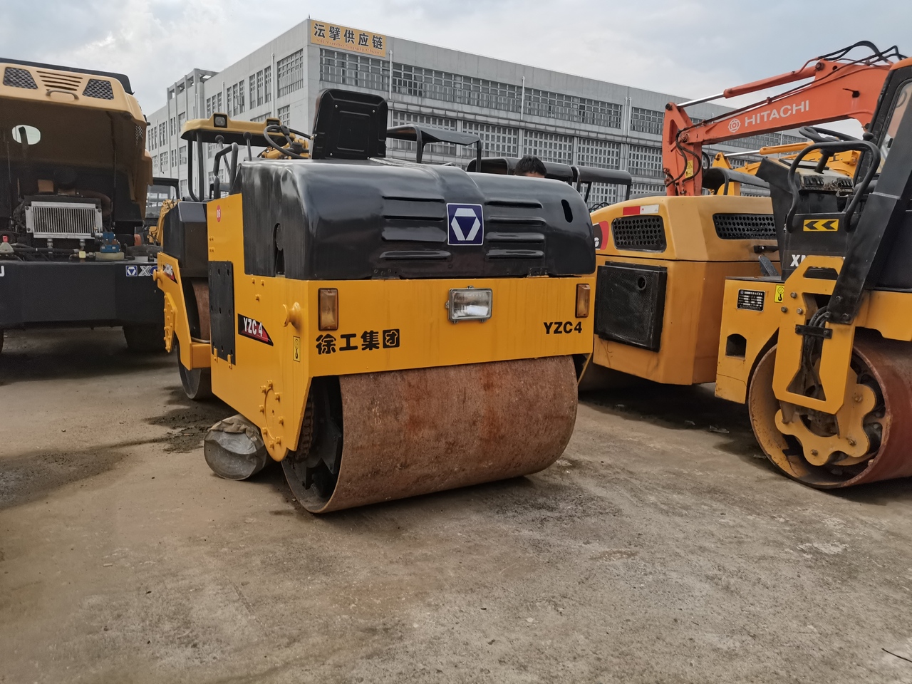 XCMG YZC4 - Roller: picture 3 XCMG YZC4 - Roller: picture 3