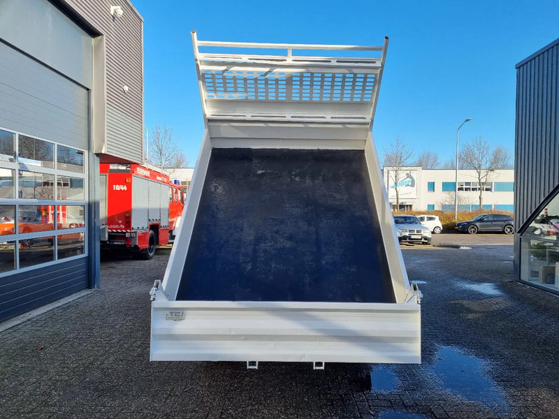 Iveco Daily 35C18 3.0D Kipper Hi-Matic Euro 6 GVW 3500 kg - Tipper van: picture 4 Iveco Daily 35C18 3.0D Kipper Hi-Matic Euro 6 GVW 3500 kg - Tipper van: picture 4