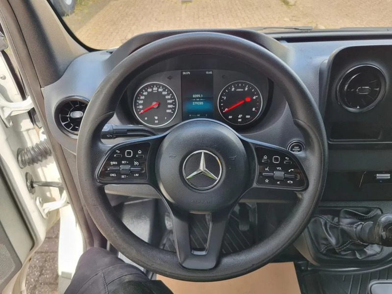 Small van Mercedes-Benz Sprinter 315 CDI L3H2/ Airco/ Navi/ Xenon: picture 12