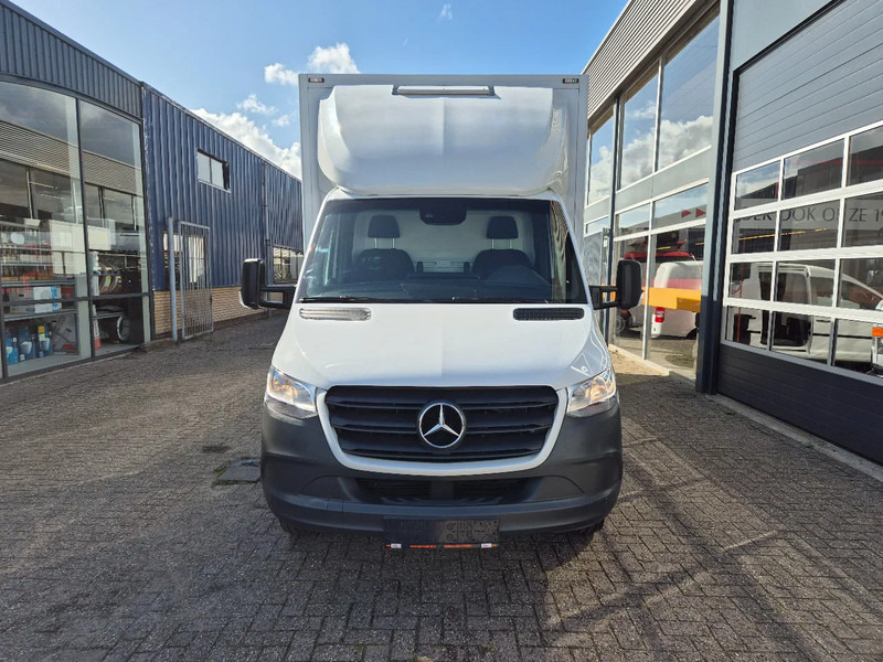 Mercedes-Benz Sprinter 516 CDI BE Clixtar/ Webasto/ 27 KUB/ Nutzlast 3.3T/ 073687 - Box van: picture 4 Mercedes-Benz Sprinter 516 CDI BE Clixtar/ Webasto/ 27 KUB/ Nutzlast 3.3T/ 073687 - Box van: picture 4