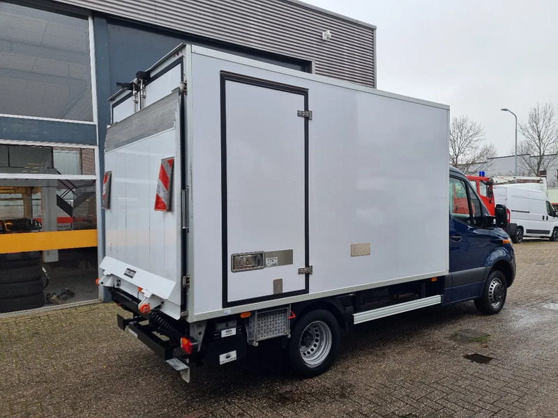 Mercedes-Benz Sprinter 516 CDI Kuhlkoffer -32+22/ TK500 MAX/ LBW/ StBy 380V - Refrigerated van: picture 2 Mercedes-Benz Sprinter 516 CDI Kuhlkoffer -32+22/ TK500 MAX/ LBW/ StBy 380V - Refrigerated van: picture 2