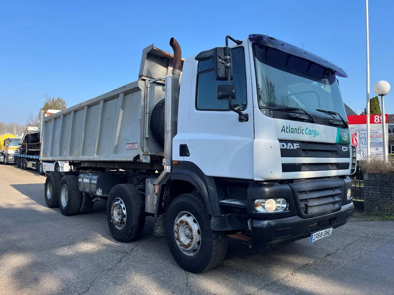 DAF CF 85.430 MANUAL GEARBOX BIG AXLES FULL STEEL SUSPENSION - Tipper: picture 3 DAF CF 85.430 MANUAL GEARBOX BIG AXLES FULL STEEL SUSPENSION - Tipper: picture 3