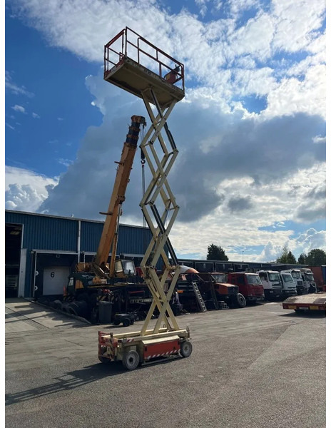 JLG 2646-E !!! LOW HOURS !!! - Scissor lift: picture 5 JLG 2646-E !!! LOW HOURS !!! - Scissor lift: picture 5