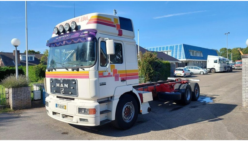 MAN 26.463 26 463 6x2 Chassis Manual - Cab chassis truck: picture 1 MAN 26.463 26 463 6x2 Chassis Manual - Cab chassis truck: picture 1