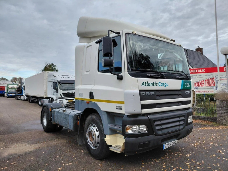 DAF CF 85.430 MANUAL ZF GEARBOX 4x2 Truckhead !! EURO 3 Engine !! - Tractor unit: picture 2 DAF CF 85.430 MANUAL ZF GEARBOX 4x2 Truckhead !! EURO 3 Engine !! - Tractor unit: picture 2