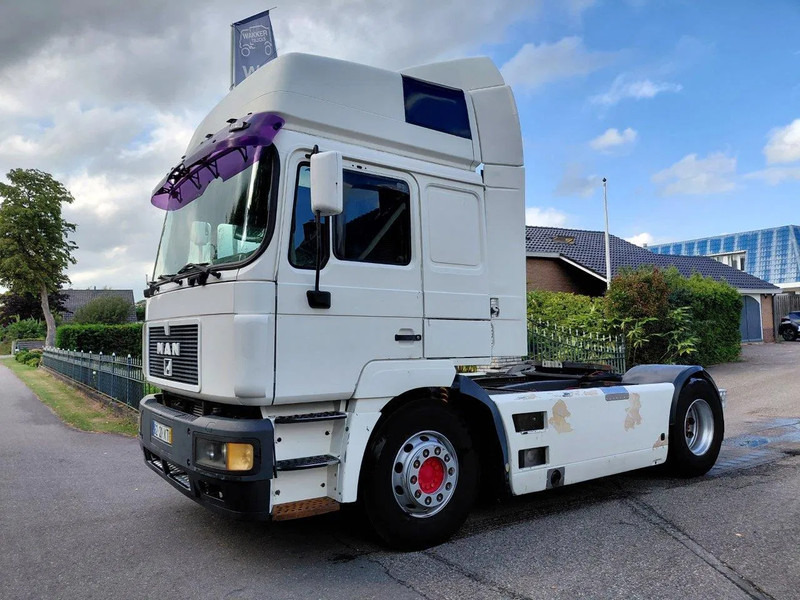MAN 19.463 F2000 460 HP MANUAL ZF GEARBOX PERFECT CONDITION - Tractor unit: picture 1 MAN 19.463 F2000 460 HP MANUAL ZF GEARBOX PERFECT CONDITION - Tractor unit: picture 1