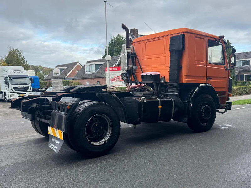 Scania P113-320 BIG AXLE FULL STEEL SPRING MANUAL GEARBOX - Tractor unit: picture 5 Scania P113-320 BIG AXLE FULL STEEL SPRING MANUAL GEARBOX - Tractor unit: picture 5