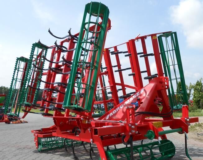 AGRO-MASZ AU42 - Cultivator: picture 1 AGRO-MASZ AU42 - Cultivator: picture 1