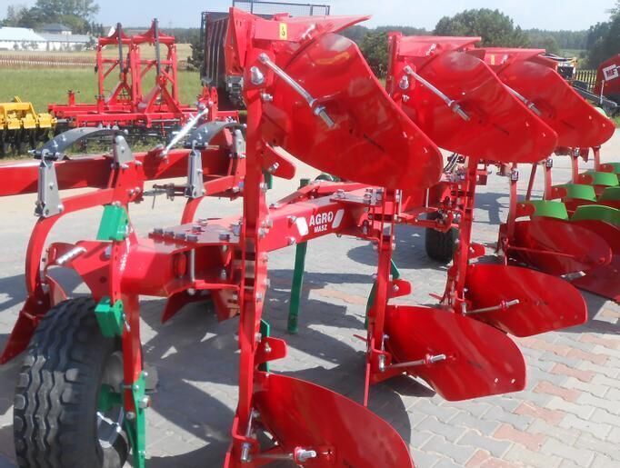 AGRO-MASZ Pług obrotowy 3-skibowy - Plow: picture 2 AGRO-MASZ Pług obrotowy 3-skibowy - Plow: picture 2
