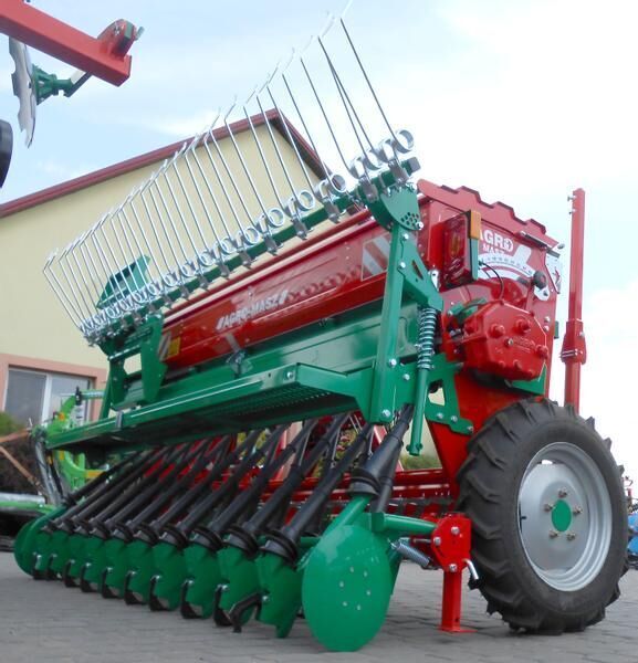 AGRO-MASZ SR-250 / SEMBRADORA - Seed drill: picture 3 AGRO-MASZ SR-250 / SEMBRADORA - Seed drill: picture 3