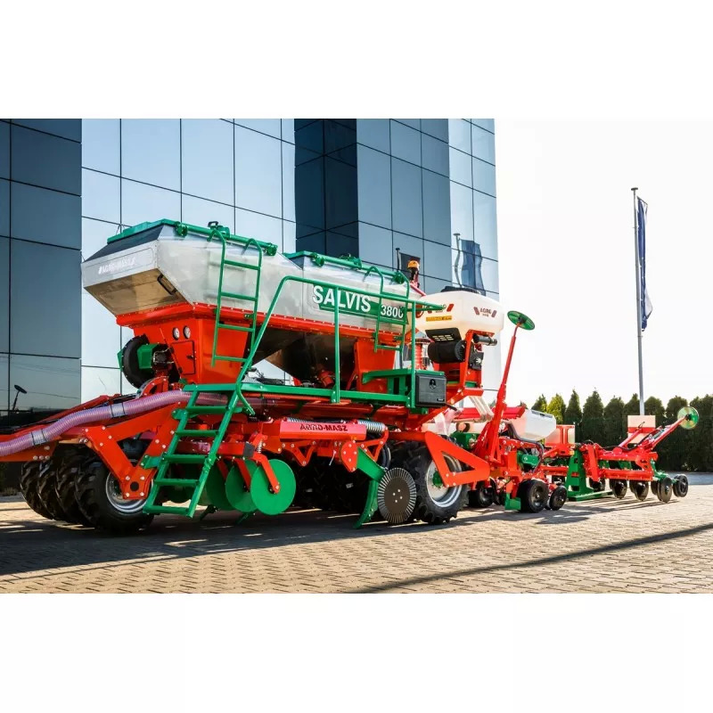 AGRO-MASZ Siewnik pneumatyczny do uprawy pasowej SLAVIS - Seed drill: picture 1 AGRO-MASZ Siewnik pneumatyczny do uprawy pasowej SLAVIS - Seed drill: picture 1