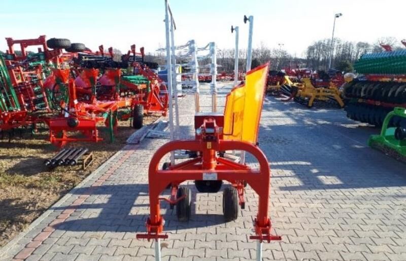 JAR-MET Zgrabiarka 1-wirnikowa 4,4 tandem - Tedder/ Rake: picture 3 JAR-MET Zgrabiarka 1-wirnikowa 4,4 tandem - Tedder/ Rake: picture 3